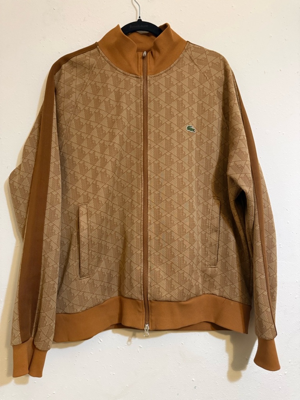 Lacoste Men’s Caramel/Tan Patterned Zip Jacket and Pants SET.